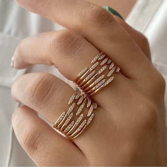 Anthropologie Jewelry - Anthropologie Spiral Gold Crystal Ring